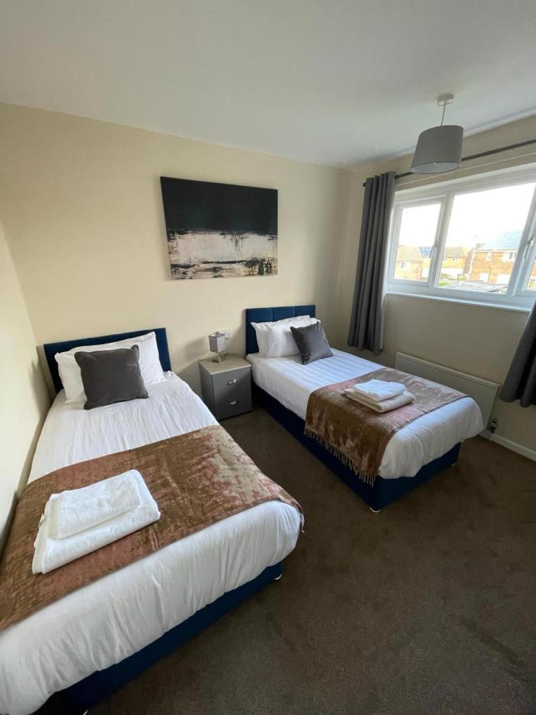 Stunning 3 Bedrooms House With Garden And Free Parking Barnsley Exterior foto